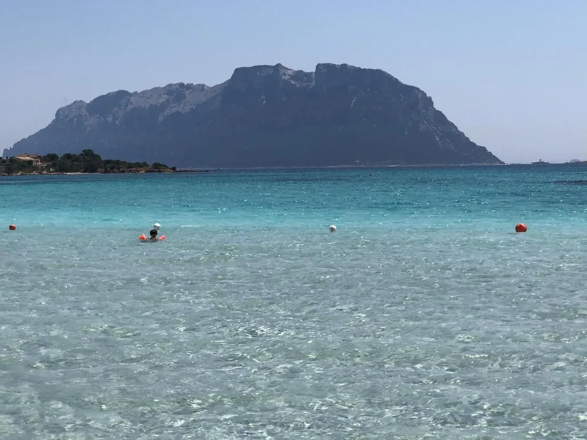 Iknos Guest House Olbia 0*,